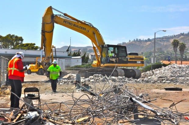 Abandoned gas station torn down