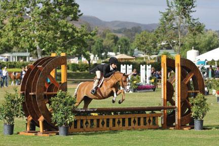Malibu equestrian on her way to national competitions