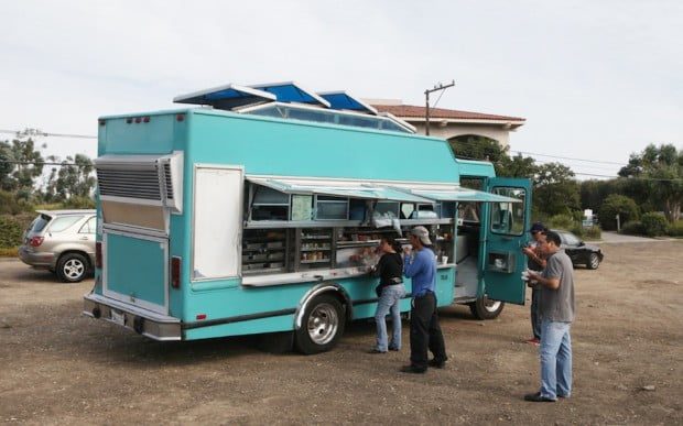Council holds off on food truck ordinance