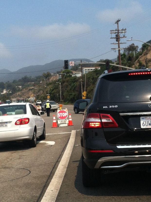 Signal failure at PCH and Temescal brings on traffic nightmare