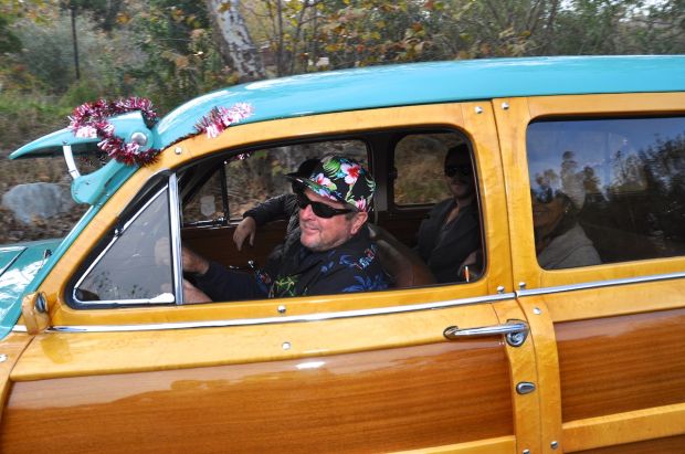 Photos: 10th Annual Woodie Parade Winds Through Malibu