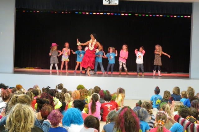 PDMSS Hosts Polynesian Dancers at Assembly