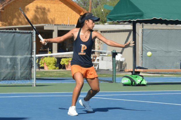 Waves Tennis Continues Dominates WCC Awards