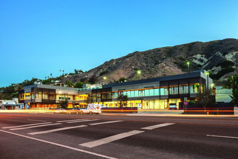Business Corner: Carbon Beach Center