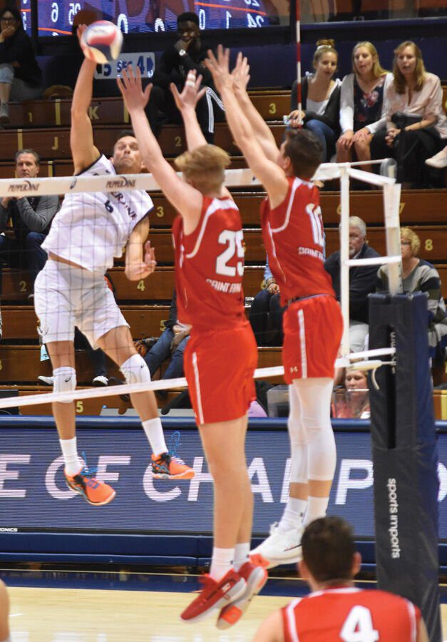 Waves Men’s Volleyball Team To Begin Season With Top 10 Ranking