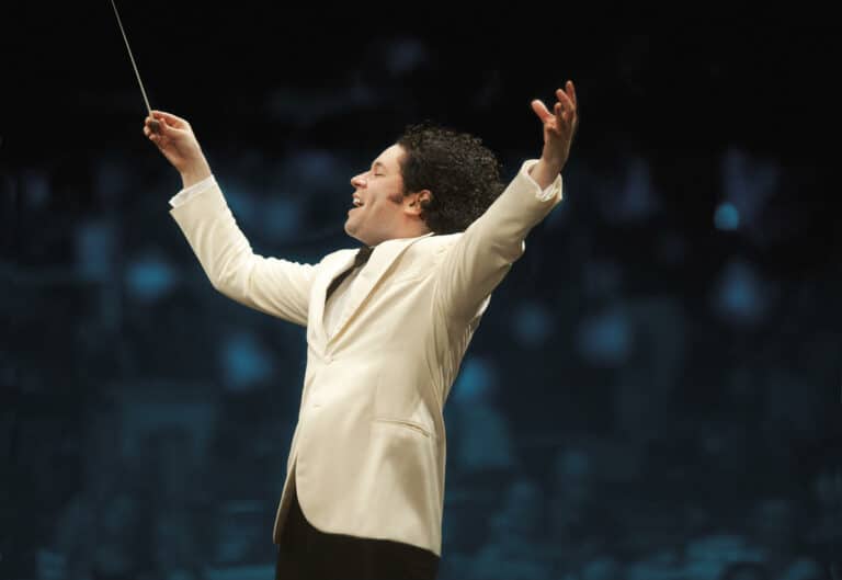 For the LA Phil, it’s summertime and the living is… spellbinding