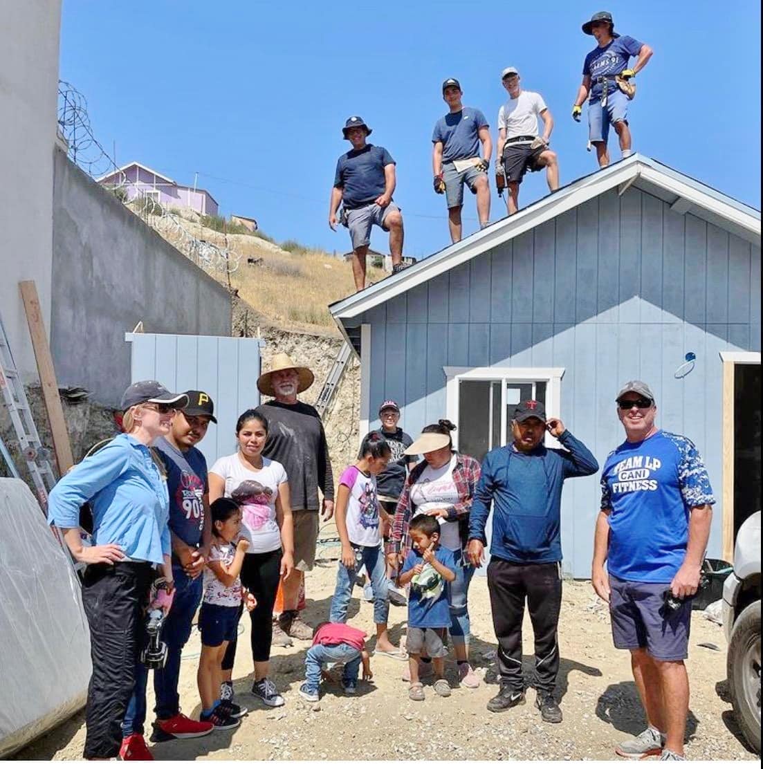 Photo 1 Volunteers of Malibu Pacific Church