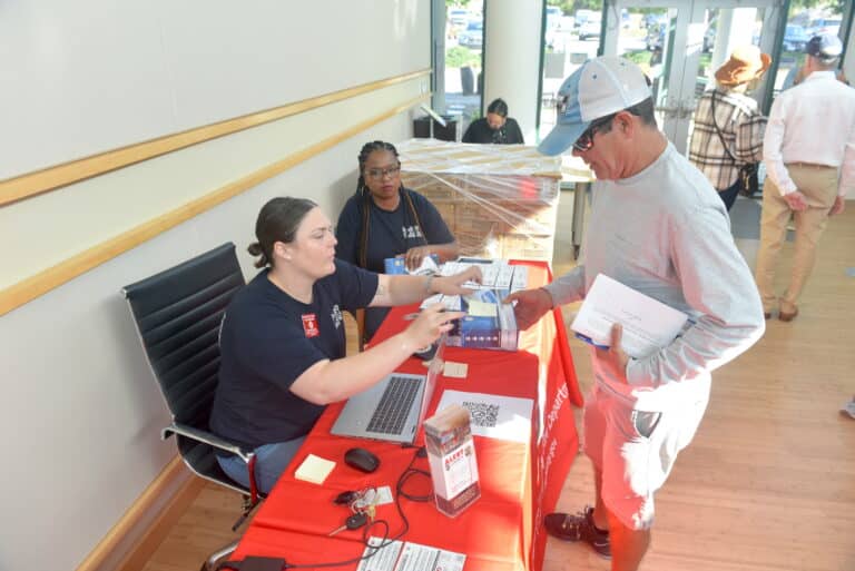 Malibu residents receive free NOAA weather radios Malibu residents receive free NOAA weather radios