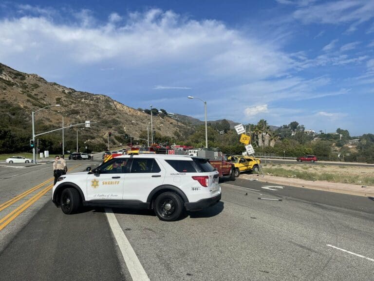 Traffic Advisory: PCH Shutdown between Civic Center and Malibu Canyon due to collision