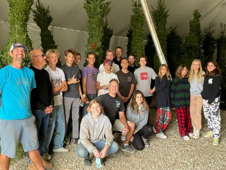 Christmas tree sell benefiting MHS athletics