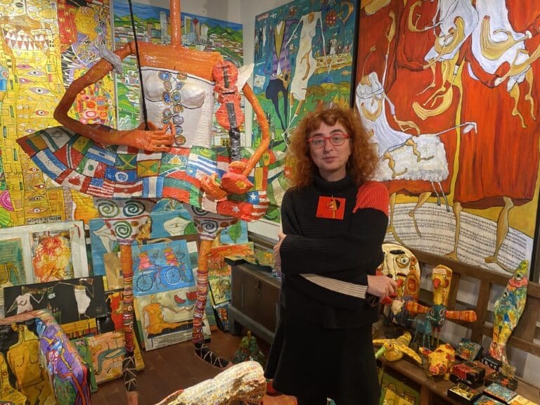 World-renowned artist Ann Krasner creates stories with color and unique style