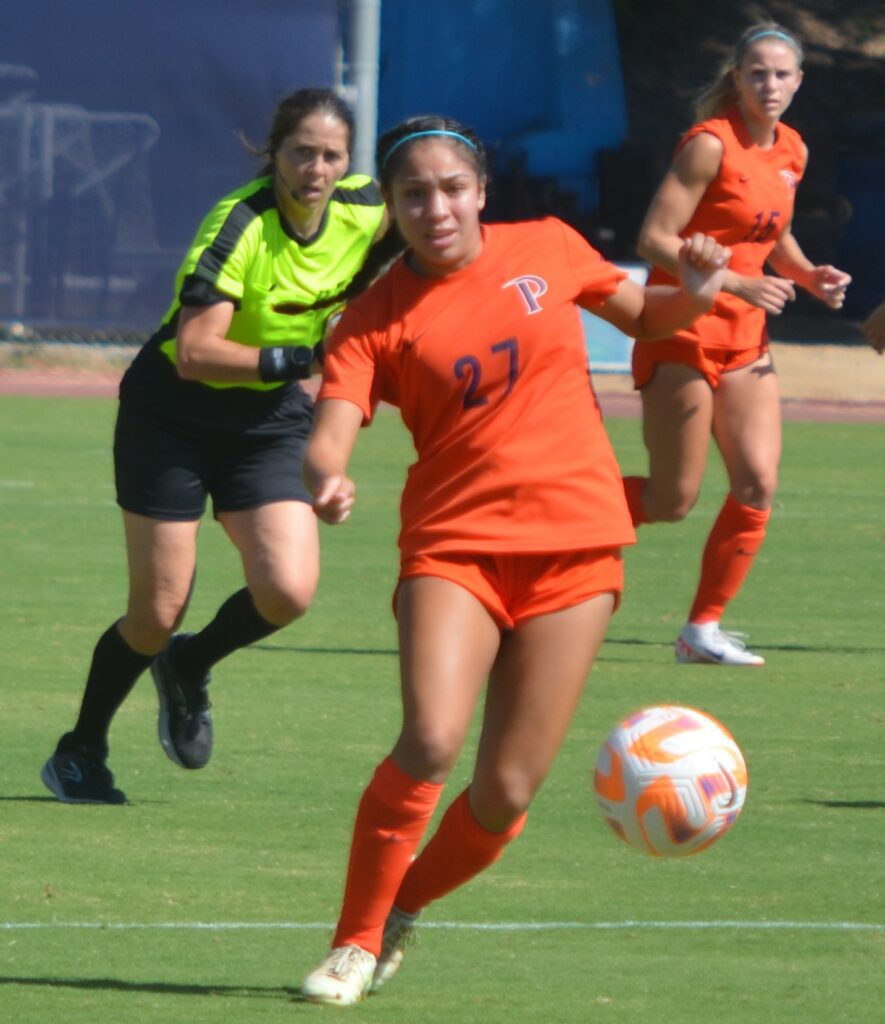Pepperdine sophomore midfielder Karina Gonzalez in the open field against Saint Marys. Photo by McKenzie Jackson