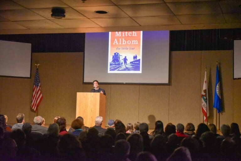Author Mitch Albom inspires readers, writers, and book lovers in the latest Malibu Library Speaker Series