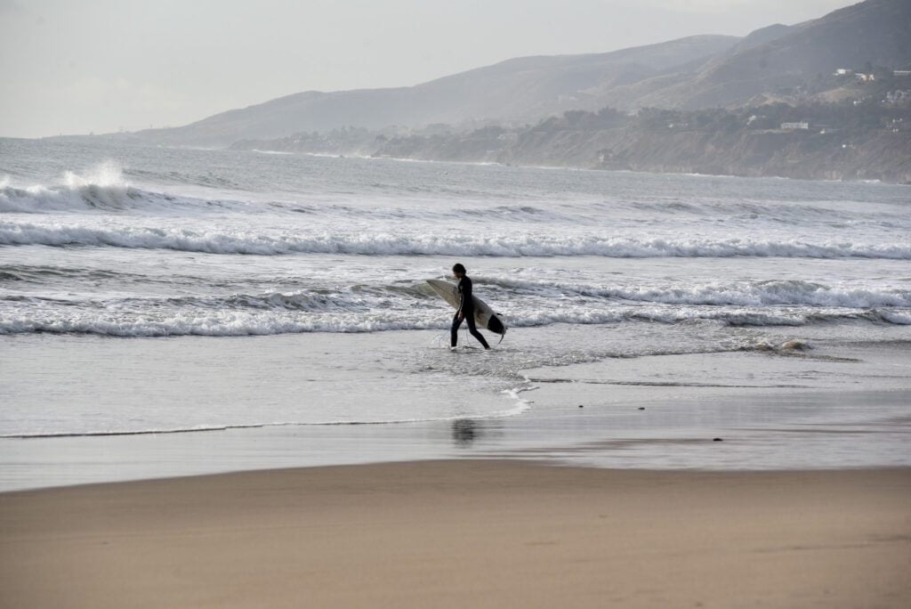 09 High Tides Zuma Beach SamBravo