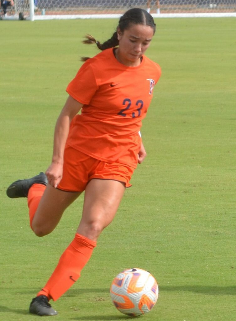 Pepperdine Waves midfielder Kyra Murphy was one of nine Waves soccer players named WCC All Academic honorable mention. Photo by McKenzie Jackson