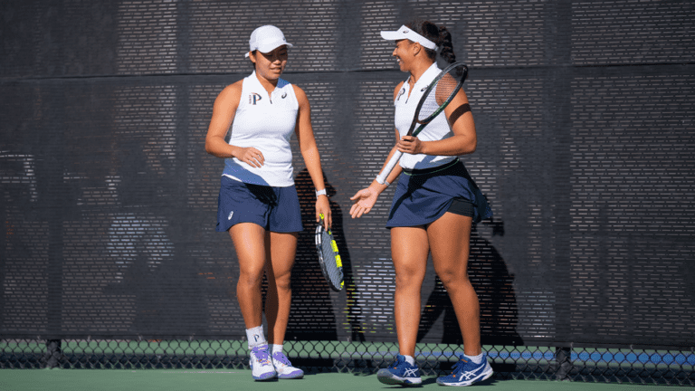 Waves Women’s Tennis Begins Season with Wins, Awards Waves Women’s Tennis Begins Season with Wins, Awards