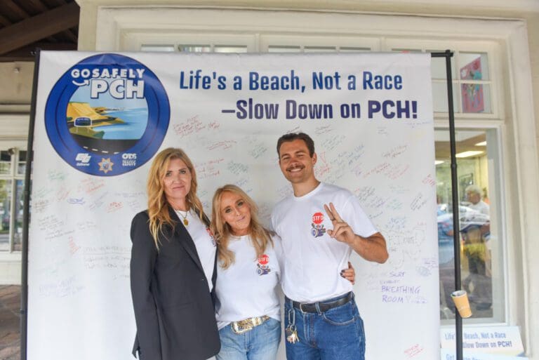 Locals show support in ‘Give us speed Cameras!’ T-shirt campaign 