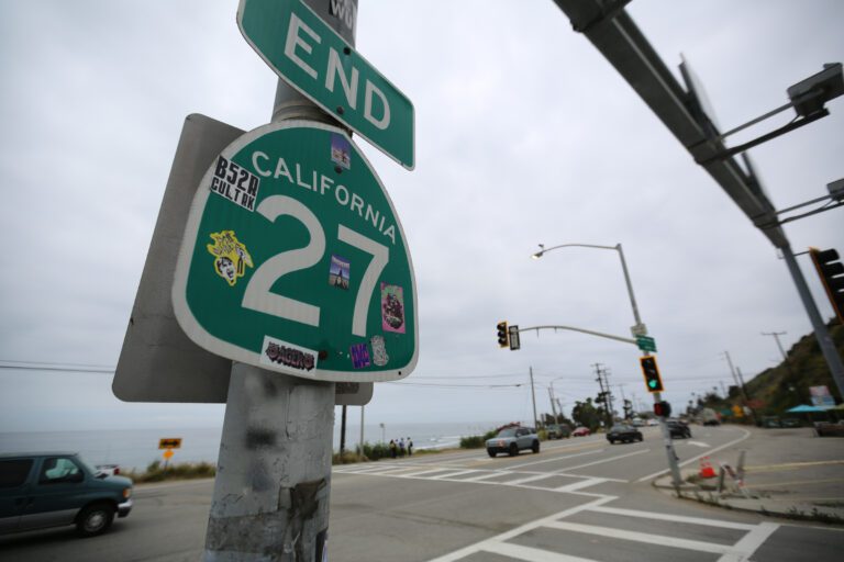 Topanga Canyon Boulevard to be closed amid high winds, wildfire risks 