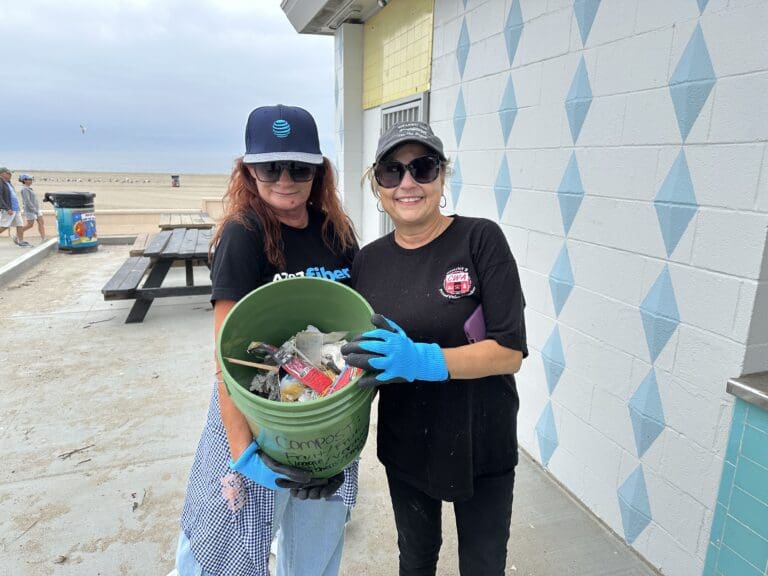 Hundreds in Malibu show up for Coastal Cleanup Day