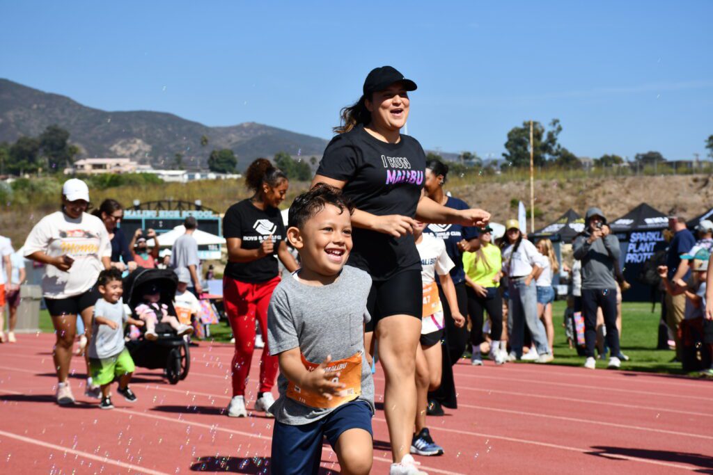 05 Run Malibu Photos by Emmanuel LuissiTMT 1