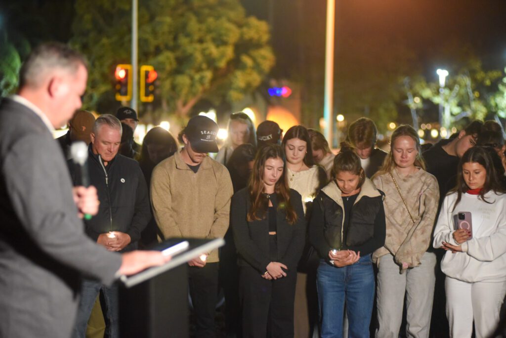 12 Pepperdine Vigil 2024 SamBravo