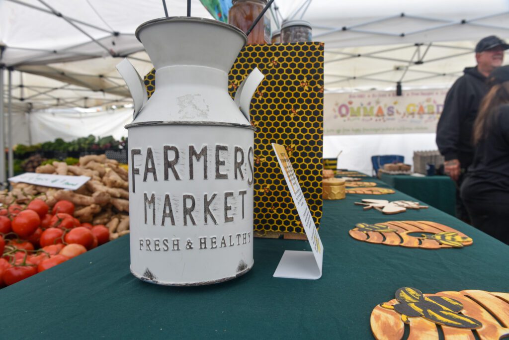 17 Malibu Farmers Market 25th anniversary SamBravo