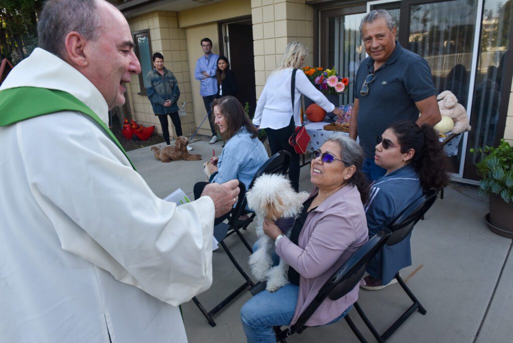 26 Our Lady of Malibu Animal Blessing SamBravo