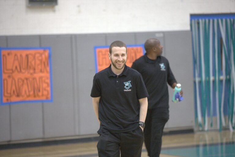 Sharks girls hoops coach establishing LA girls club team