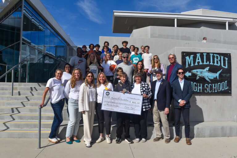 Inaugural running event earns $22,100 for the Malibu Education Foundation