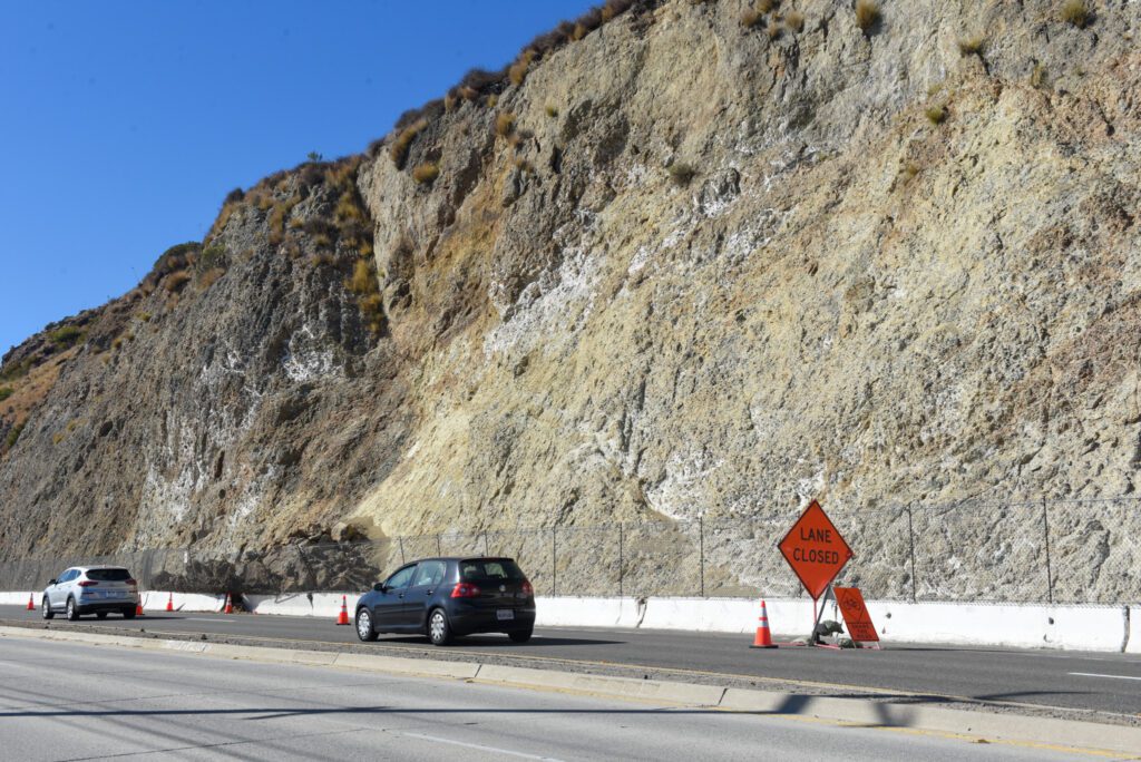 04 Rockslide on Corral Canyon SamBravo