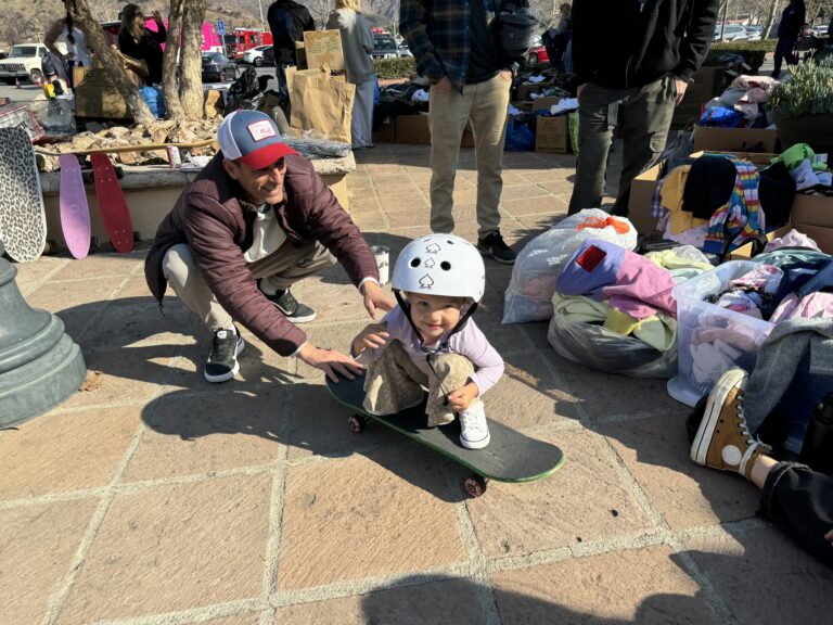 Surfing community in Malibu, Palisades, and beyond rallies to support fire victims Surfing community in Malibu, Palisades, and beyond rallies to support fire victims