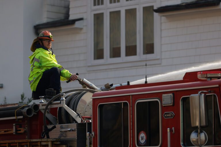Palisades Fire Update: Monday, Jan. 13 at 7 a.m. Palisades Fire Update: Monday, Jan. 13 at 7 a.m.