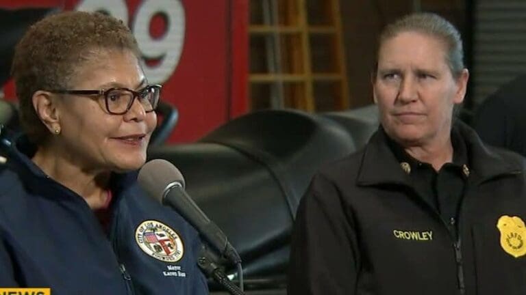 Los Angeles Fire Chief removed amid wildfire controversy