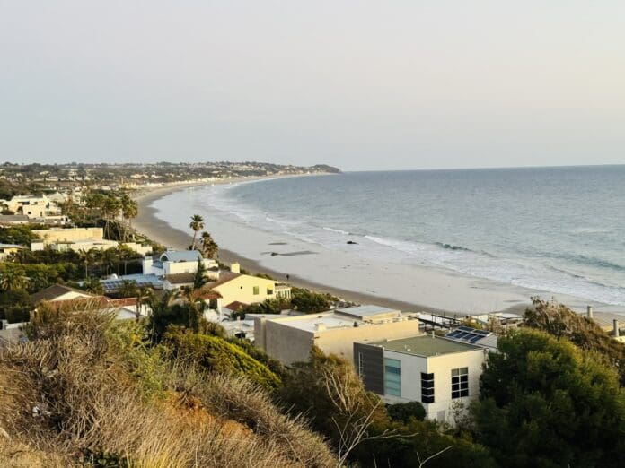 Malibu sunset along Pacifc Coast Highway on Feb. 18. Photo by Hayley Mattson:TMT