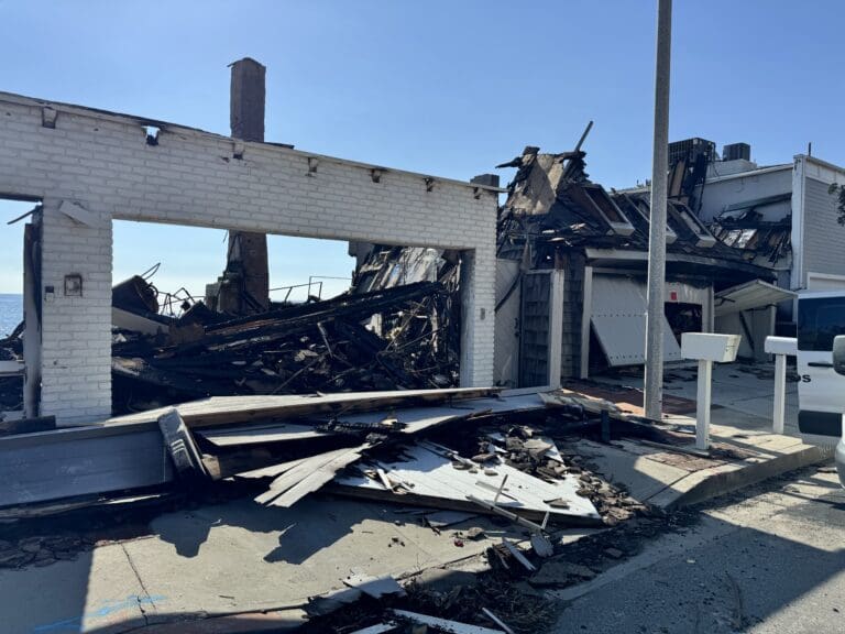 High and Dry: Malibu fire victims still can’t rebuild 