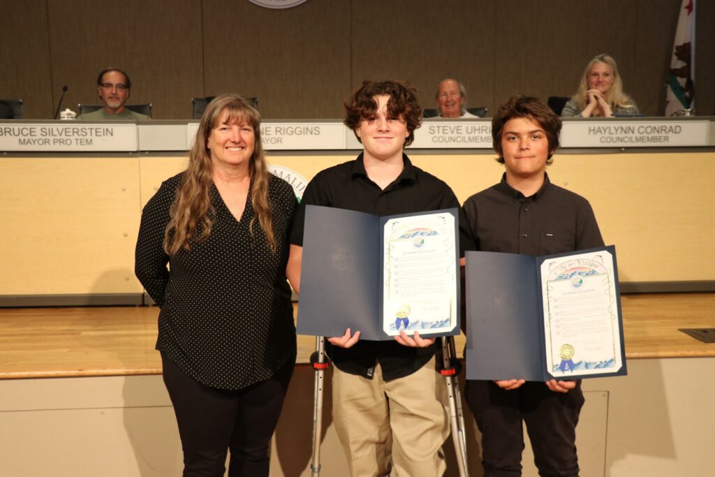 Two Malibu teens hailed as heroes Patrick Steel and Oscar Johnson Honored